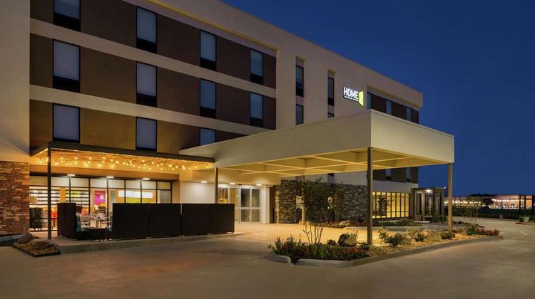 Home2 Suites by Hilton Alexandria Exterior