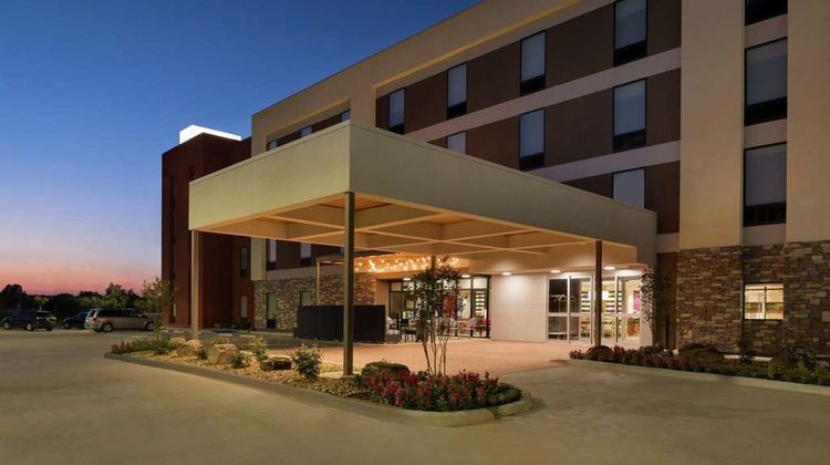 Home2 Suites by Hilton Alexandria Exterior