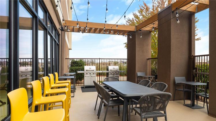 Home2 Suites by Hilton Alexandria Exterior