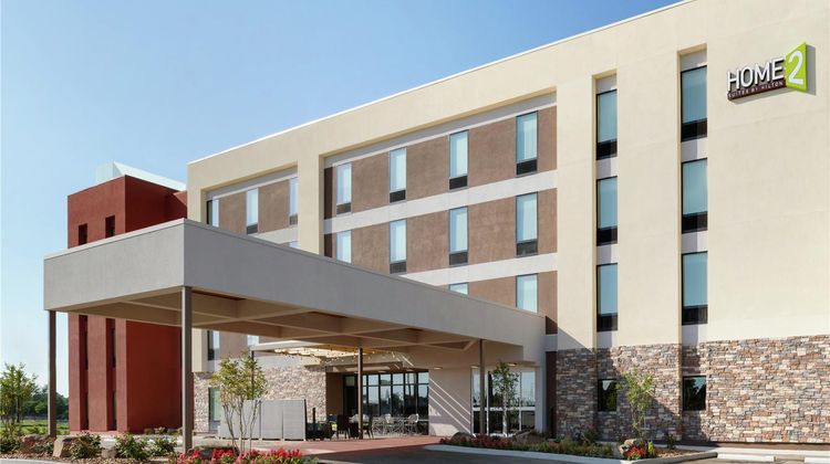 Home2 Suites by Hilton Alexandria Exterior