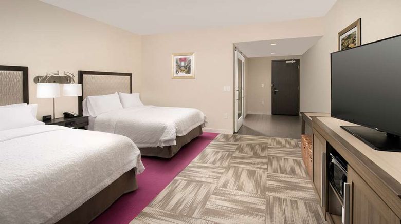 <b>Hampton Huntsville/Village of Providence Room</b>. Images powered by <a href="https://iceportal.shijigroup.com/" title="IcePortal" target="_blank">IcePortal</a>.