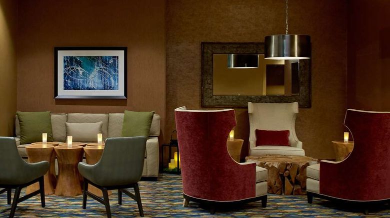 <b>Hilton Garden Inn Boston/Marlborough Lobby</b>. Images powered by <a href="https://iceportal.shijigroup.com/" title="IcePortal" target="_blank">IcePortal</a>.