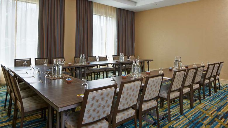 <b>Hilton Garden Inn Boston/Marlborough Meeting</b>. Images powered by <a href="https://iceportal.shijigroup.com/" title="IcePortal" target="_blank">IcePortal</a>.