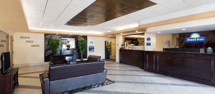 Days Inn Albion Lobby