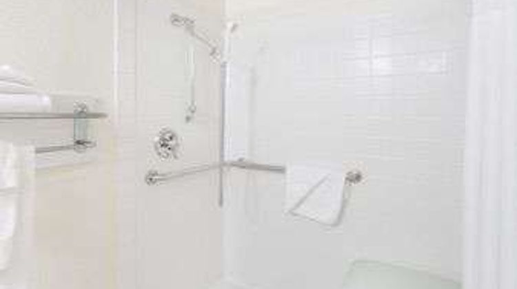 Days Inn San Marcos Room