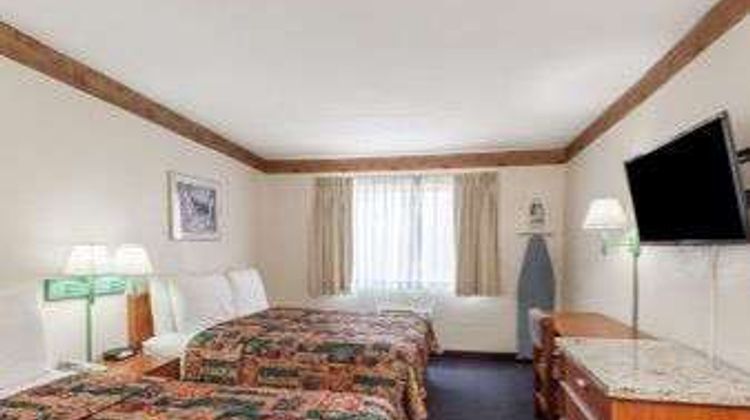 Days Inn San Marcos Suite
