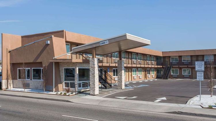 Days Inn Yosemite Area Exterior