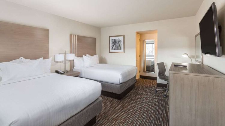 Days Inn Yosemite Area Room