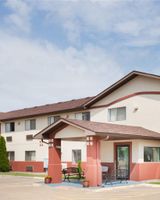 Super 8 Washington/Peoria Area