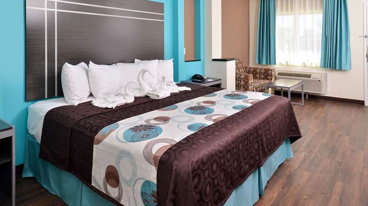 Americas Best Value Inn/Suites Houston Suite