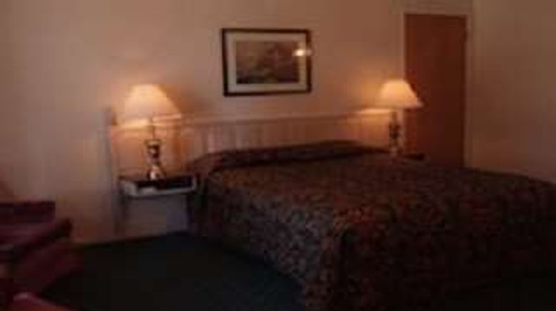 <b>Lake Tahoe Ambassador Lodge Room</b>. Images powered by <a href="https://iceportal.shijigroup.com/" title="IcePortal" target="_blank">IcePortal</a>.