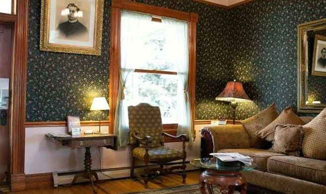 El Cuervo Guest Rooms Room