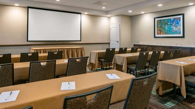 Hampton Inn & Suites Mason City Meeting