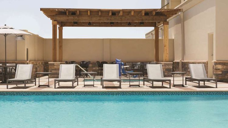 Embassy Suites by Hilton McAllen ConvCtr Pool