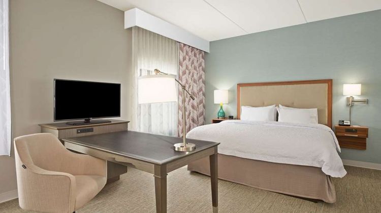 Hampton Inn & Suites N Huntingdon/Irwin Room