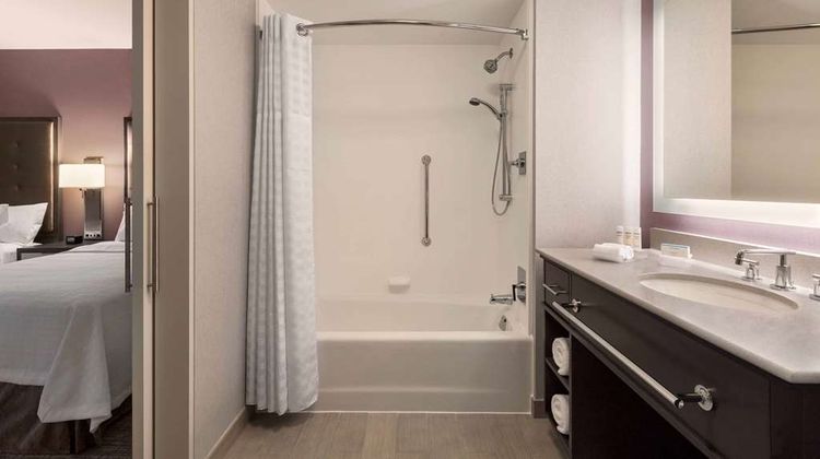 Homewood Suites DC Convention Center Room