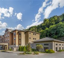 BW Plus Franciscan Square Inn & Suites Exterior