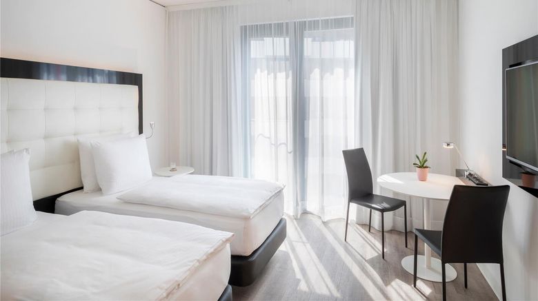 <b>INNSIDE by Melia Frankfurt Ostend Room</b>. Images powered by <a href="https://iceportal.shijigroup.com/" title="IcePortal" target="_blank">IcePortal</a>.