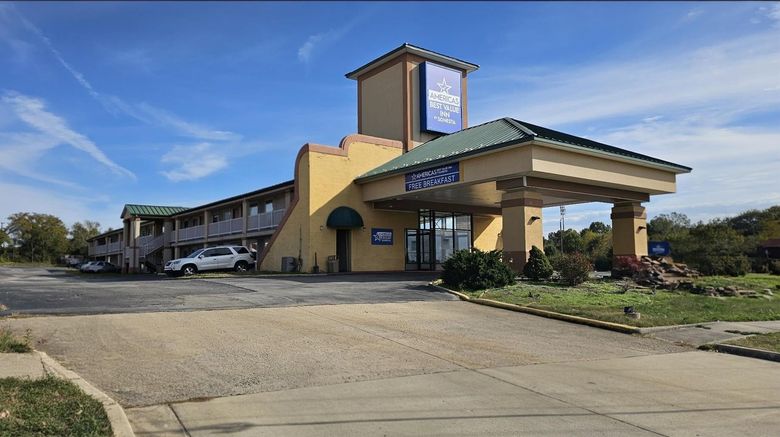 <b>Americas Best Value Inn Mount Vernon Exterior</b>. Images powered by <a href="https://iceportal.shijigroup.com/" title="IcePortal" target="_blank">IcePortal</a>.