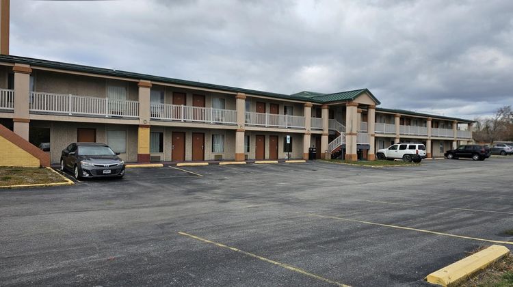 Americas Best Value Inn Mount Vernon Exterior