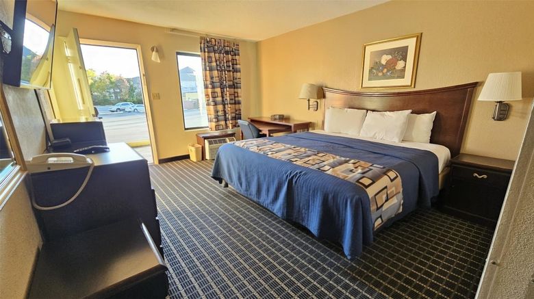<b>Americas Best Value Inn Mount Vernon Room</b>. Images powered by <a href="https://iceportal.shijigroup.com/" title="IcePortal" target="_blank">IcePortal</a>.