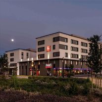 Ibis Saint Quentin en Yvelines Velodrome