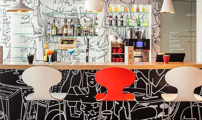 Ibis Saint Quentin en Yvelines Velodrome Exterior