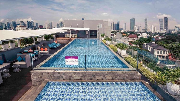 Mercure Jakarta Cikini Pool