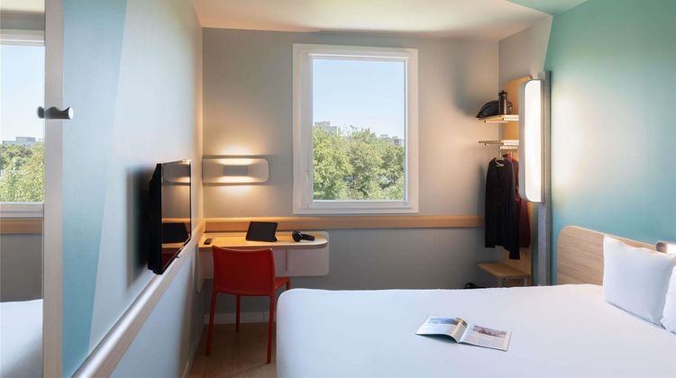 Ibis Budget Saint Quentin Room