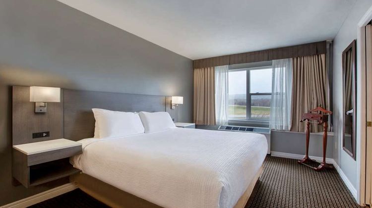Days Inn & Suites Moncton Room