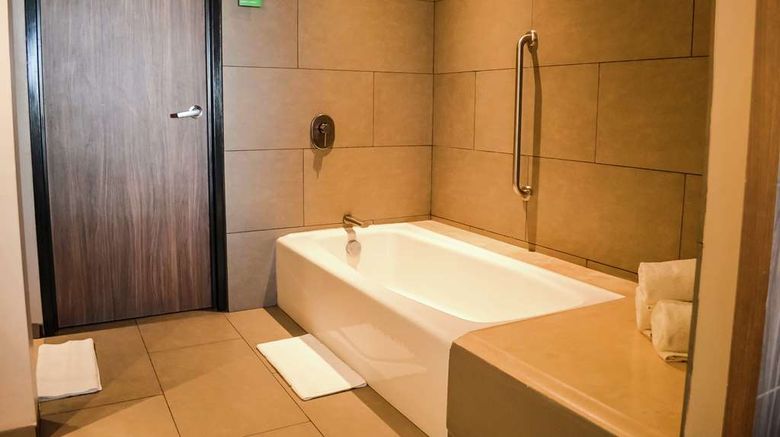 <b>Hampton Inn by Hilton Durango Room</b>. Images powered by <a href="https://iceportal.shijigroup.com/" title="IcePortal" target="_blank">IcePortal</a>.