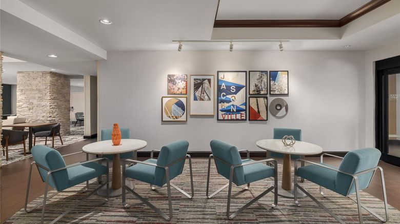 <b>Homewood Suites Jacksonville Deerwood Pk Lobby</b>. Images powered by <a href="https://iceportal.shijigroup.com/" title="IcePortal" target="_blank">IcePortal</a>.