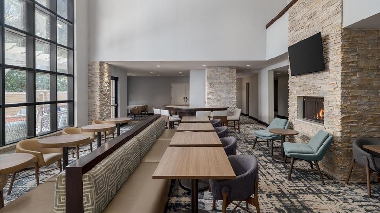 <b>Homewood Suites Jacksonville Deerwood Pk Restaurant</b>. Images powered by <a href="https://iceportal.shijigroup.com/" title="IcePortal" target="_blank">IcePortal</a>.