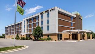 Home2 Suites Milwaukee/Brookfield