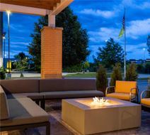 Home2 Suites Milwaukee/Brookfield Exterior