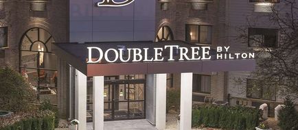 Doubletree by Hilton Racine Harbourwalk Exterior