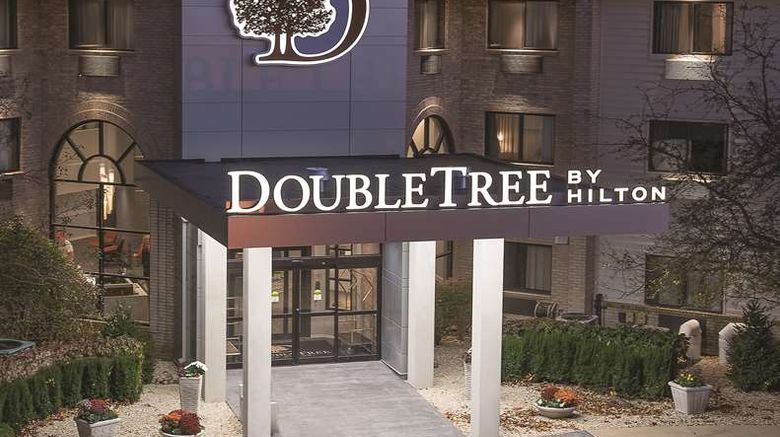 <b>Doubletree by Hilton Racine Harbourwalk Exterior</b>. Images powered by <a href="https://iceportal.shijigroup.com/" title="IcePortal" target="_blank">IcePortal</a>.