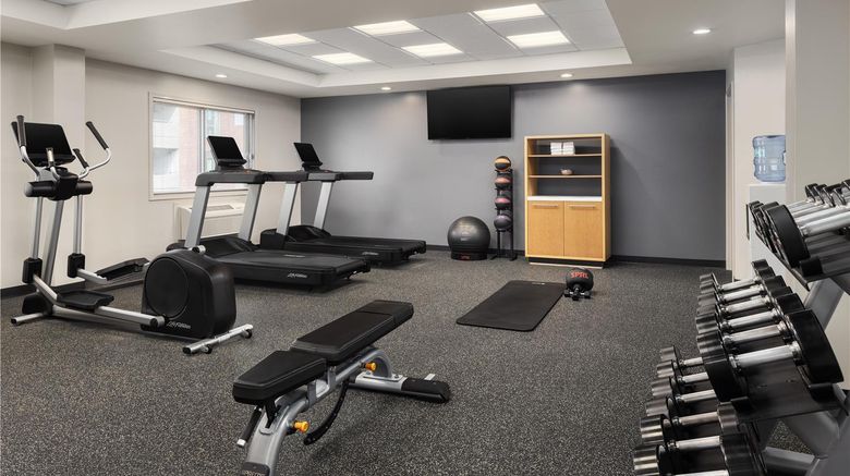 <b>Doubletree by Hilton Racine Harbourwalk Health</b>. Images powered by <a href="https://iceportal.shijigroup.com/" title="IcePortal" target="_blank">IcePortal</a>.