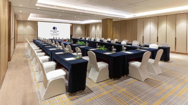 <b>DoubleTree by Hilton Shenzhen Longhua Meeting</b>. Images powered by <a href="https://iceportal.shijigroup.com/" title="IcePortal" target="_blank">IcePortal</a>.