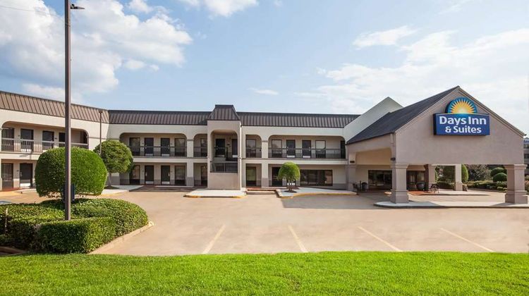 Days Inn & Suites Tyler Exterior