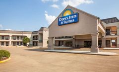 Days Inn & Suites Tyler