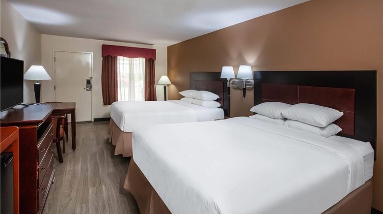 <b>Days Inn & Suites Tyler Room</b>. Images powered by <a href="https://iceportal.shijigroup.com/" title="IcePortal" target="_blank">IcePortal</a>.