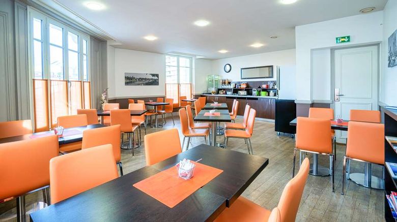 <b>Campanile Orleans Centre Gare Restaurant</b>. Images powered by <a href="https://iceportal.shijigroup.com/" title="IcePortal" target="_blank">IcePortal</a>.