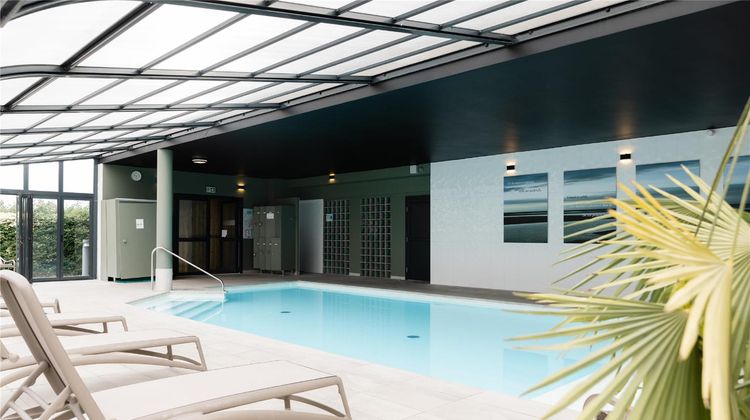 Kyriad Prestige Residence Cabourg Pool