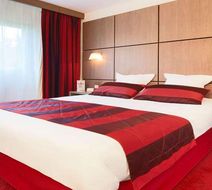 Kyriad Grenoble Centre Room