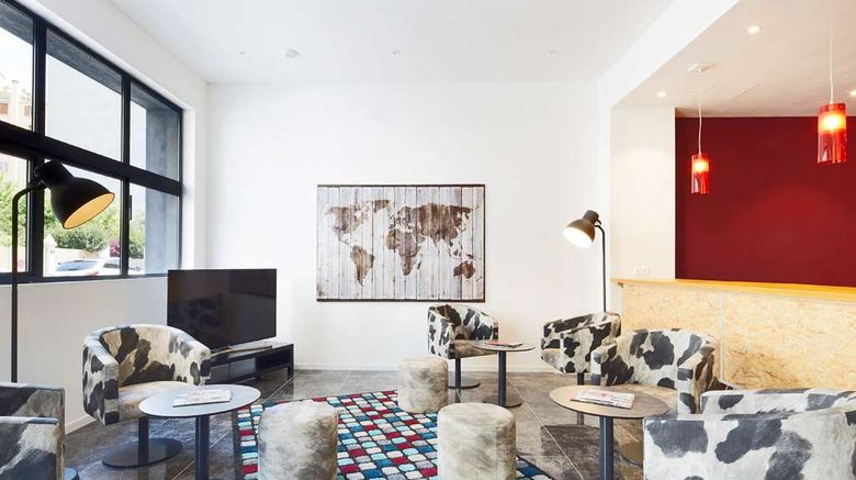 <b>Kyriad Marseille Blancarde-Timone Lobby</b>. Images powered by <a href="https://iceportal.shijigroup.com/" title="IcePortal" target="_blank">IcePortal</a>.