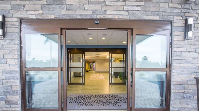 <b>Hampton Inn & Suites Dublin Exterior</b>. Images powered by <a href="https://iceportal.shijigroup.com/" title="IcePortal" target="_blank">IcePortal</a>.
