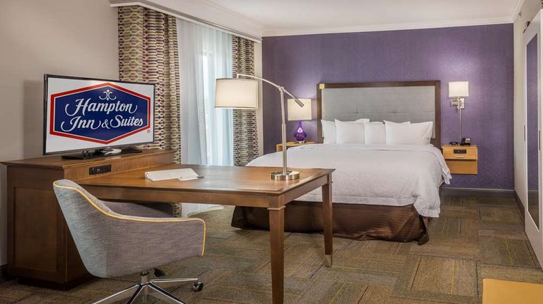 <b>Hampton Inn & Suites Dublin Room</b>. Images powered by <a href="https://iceportal.shijigroup.com/" title="IcePortal" target="_blank">IcePortal</a>.