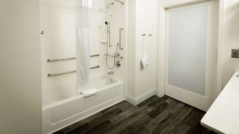 <b>Hampton Inn & Suites Dublin Room</b>. Images powered by <a href="https://iceportal.shijigroup.com/" title="IcePortal" target="_blank">IcePortal</a>.