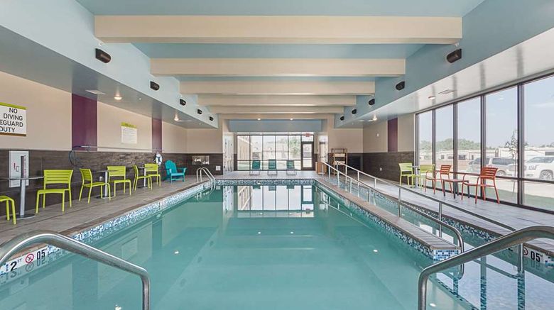 <b>Home2 Suites Oklahoma City Yukon Pool</b>. Images powered by <a href="https://iceportal.shijigroup.com/" title="IcePortal" target="_blank">IcePortal</a>.